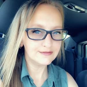 Meet your Posher, Renee